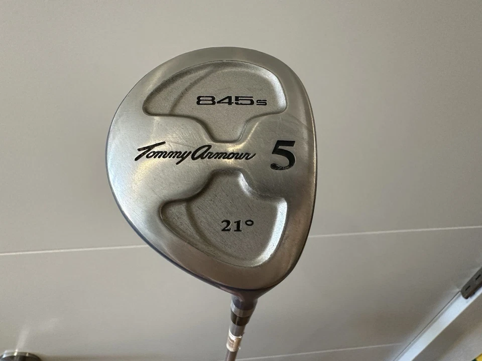 Tommy Armour 845s Fairway Wood 5 21° Women’s Flex Graphite Shaft RH 41” w/ Cover - Image 2 of 4
