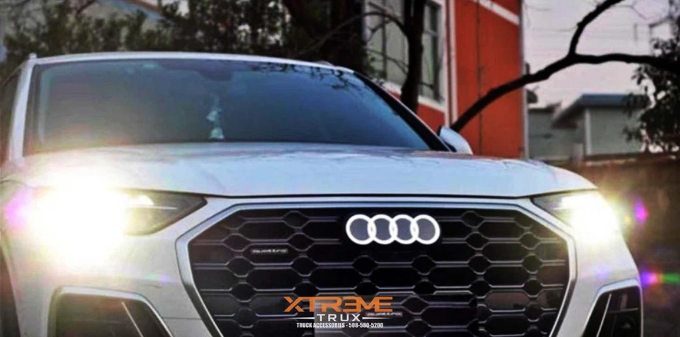 Emblema de parrilla delantera LED dinámico cromado negro iluminado para Audi Q3 Q5 Q7 Foto 2 de 4