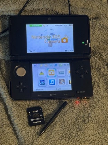 Nintendo 3DS  Handheld System - Aqua Blue