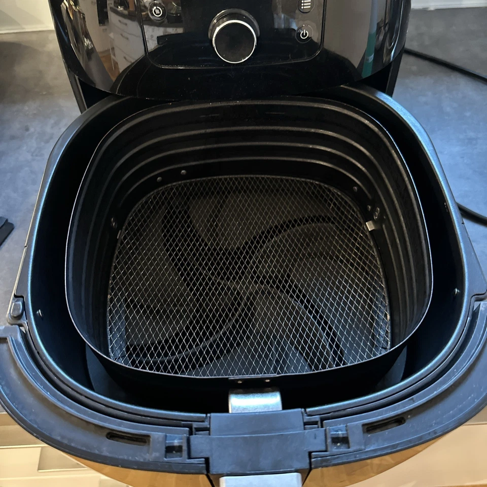 Philips Airfryer Heißluftfritteuse XXL, Schwarz, 7,3L mit Zubehör (HD9762/90), Foto 3 von 4