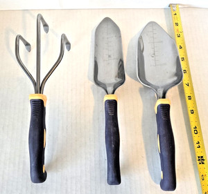 VINTAGE 3 PIECE CUTCO GARDEN SET LOT Q