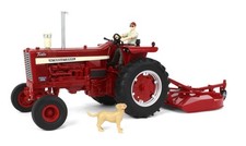 ERTL, INTERNATIONAL 1256 with rear mower driver and animals - Big Farm, 1/16,...