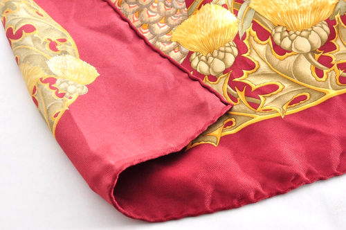 Ferragamo Scarf Silk Red x Multicolor Flower Bird Size 39.4 x 41.3 Authentic - Picture 12 of 12