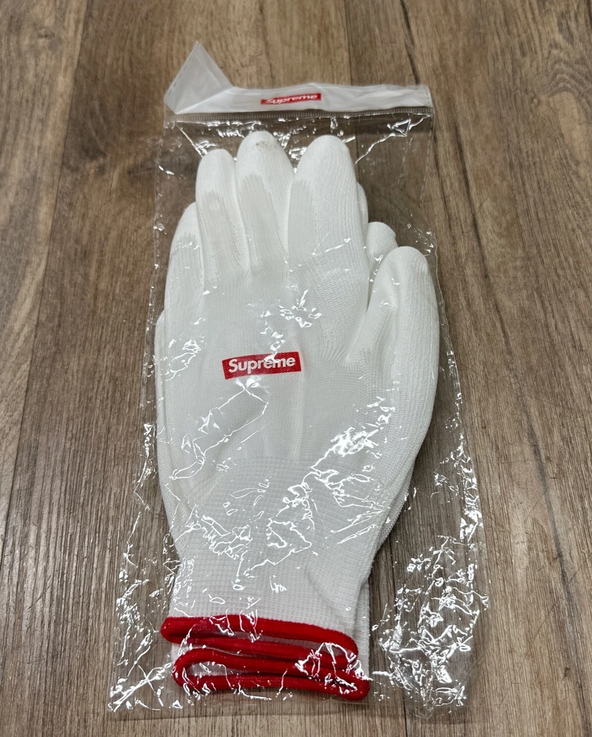 Gants caoutchoutés blanc/rouge Supreme (FW20A6)