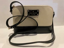  KATE SPADE LEATHER HAND BAG WITH SHOLDER STRAP BRAND NEW NEVER USE
