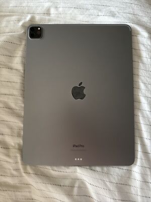 Apple iPad Pro 6th Gen. 128GB, Wi-Fi, 12.9in - Space Gray