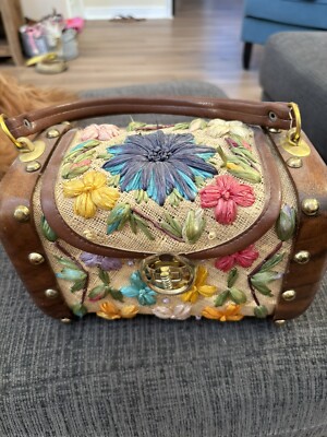 Vintage Floral Raffia Woven Straw Purse Handbag with Wood Trim 1960’s ...