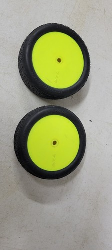 JConcepts Dirt Webs 2.2" 2WD Front Buggy Tire Green JCO307702 TLR 12mm Hex Wheel - Picture 2 of 5