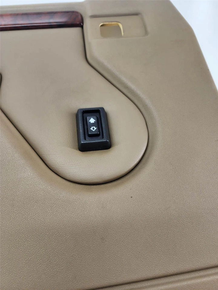 Land Rover Discovery 1996 1997 1998 lado del conductor izquierdo puerta trasera panel de moldura beige Foto 2 de 4