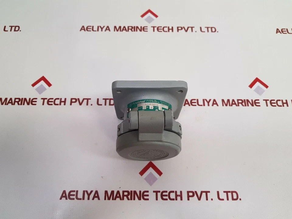 Appleton adr3034 powertite receptacle 30amp 3w - Image 4 of 4