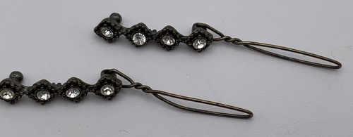 Coppia di barrette per capelli vintage in metallo strass lunghe 1 1/8" - Foto 2 di 12
