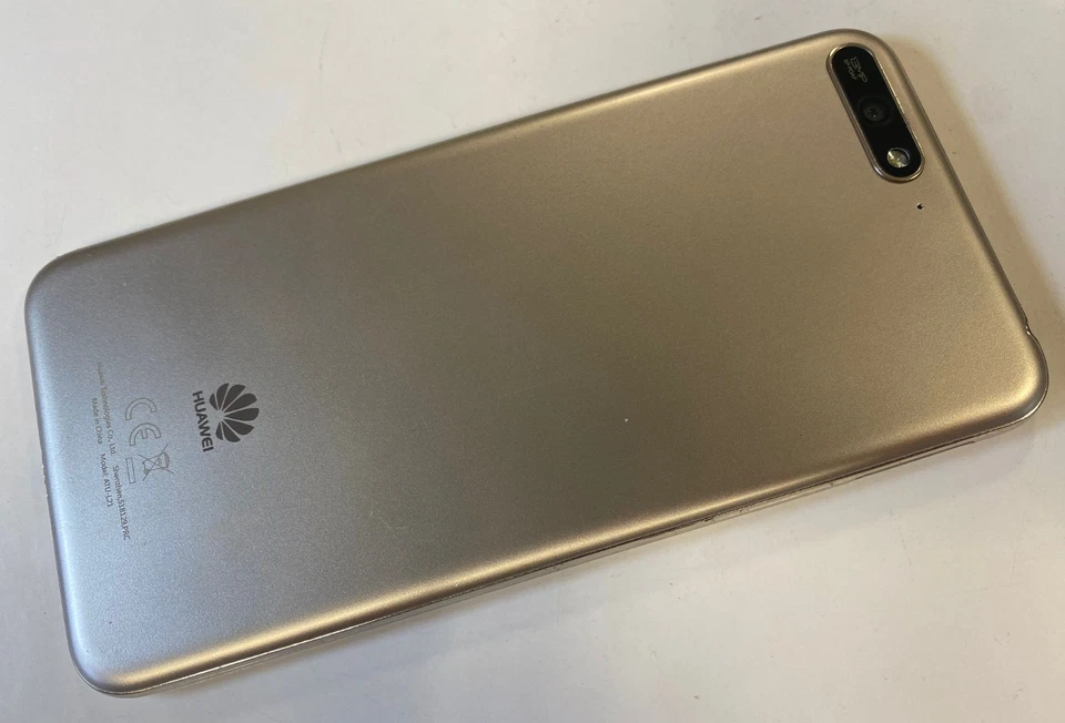 Huawei Y6 2018 ATU-L21 Smartphone Mobile UNLOCKED 16GB Android 8 4G NFC Gold - Image 3 of 4