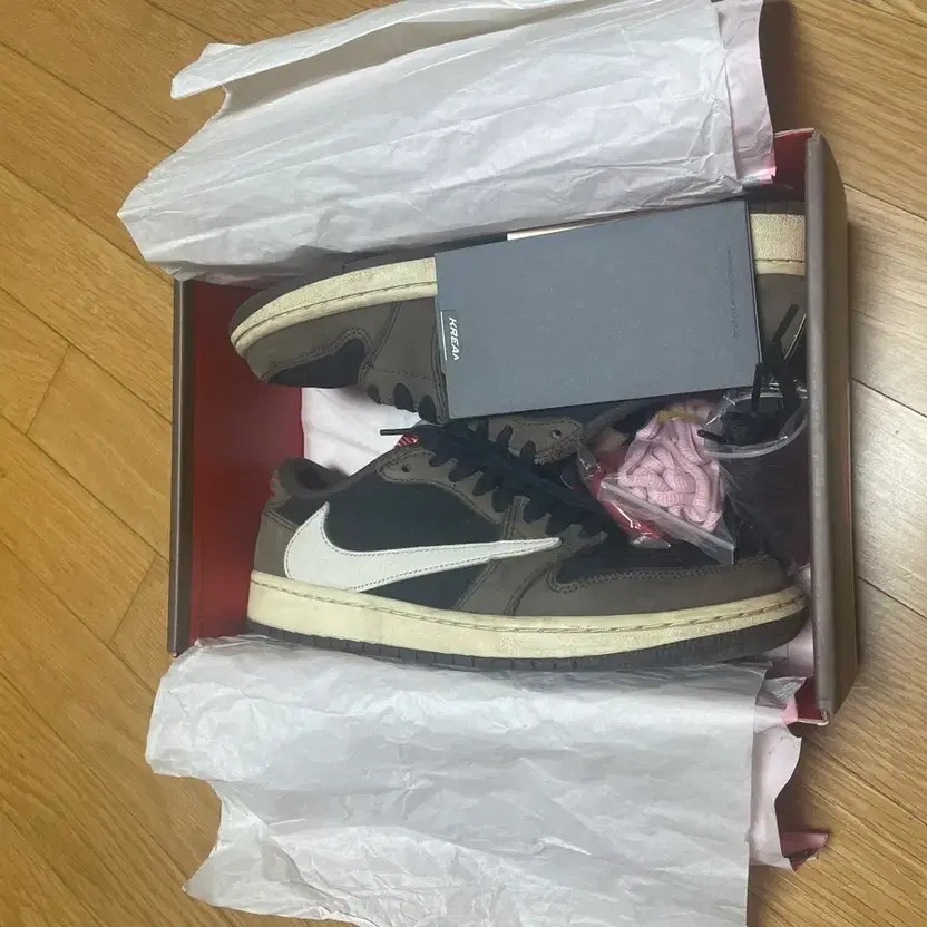 Nike Jordan Low Mocca Sneakers 265 Men’s Shoes thumbnail 7