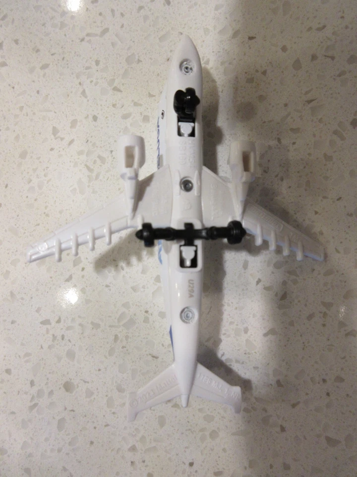 2025 Matchbox Airbus Beluga Airplane Sky Buster Diecast Toy Plane - Image 3 of 4