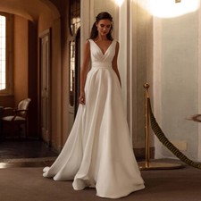 Simple White Ivory Wedding Dresses V-Neck Sleeveless Satin Pleats Bridal Gowns