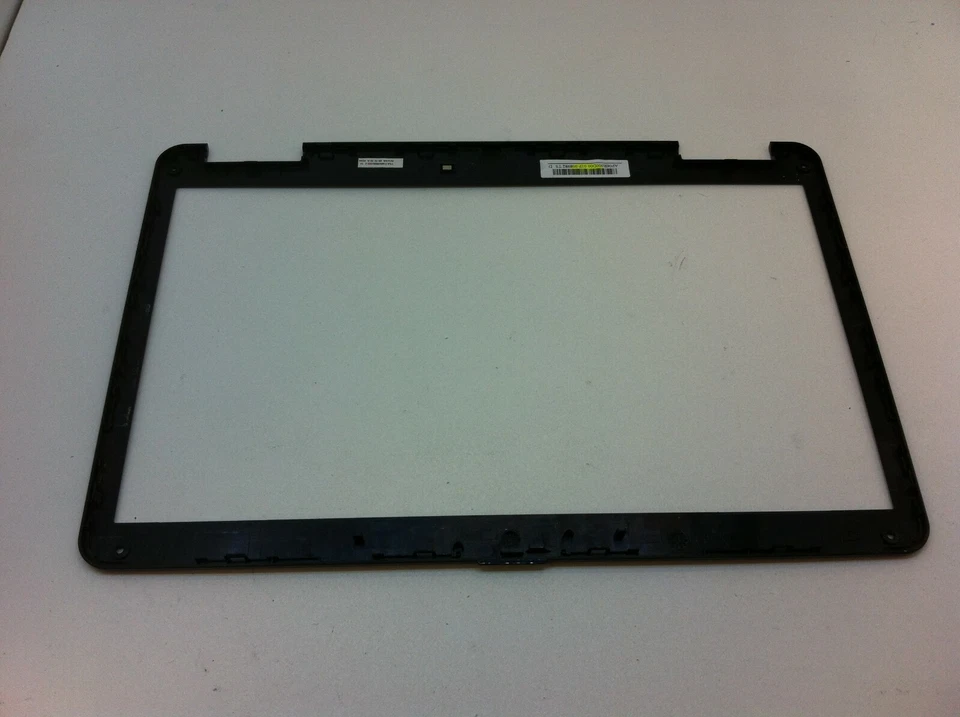 Genuine EMACHINES E430 E525 E625 E627 E630 E725 Front Frame Bezel AP06R000D00 34 - Image 2 of 2