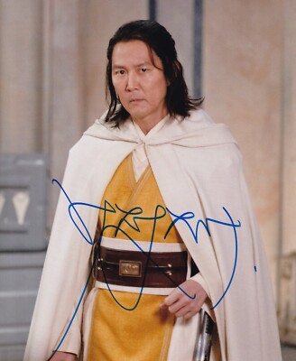 LEE JUNG JAE signed Autogramm 20x25cm STAR WARS in Person autograph ACOLYTE ACOA