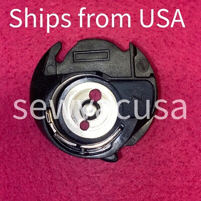 Bobbin Case 051045 For Singer Sewing Machine Futura CE 100 200 150 250 350 7469Q