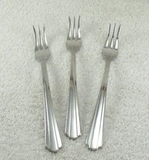 Central Cocktail Fork Lot of 3 Hampton Glossy Stainless Flatware