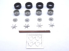 ALEZAN MODELS . ACCESSOIRES 1/43 . SET 4 ROUES JANTE SPEEDLINE 6 BRANCHES 17 " .