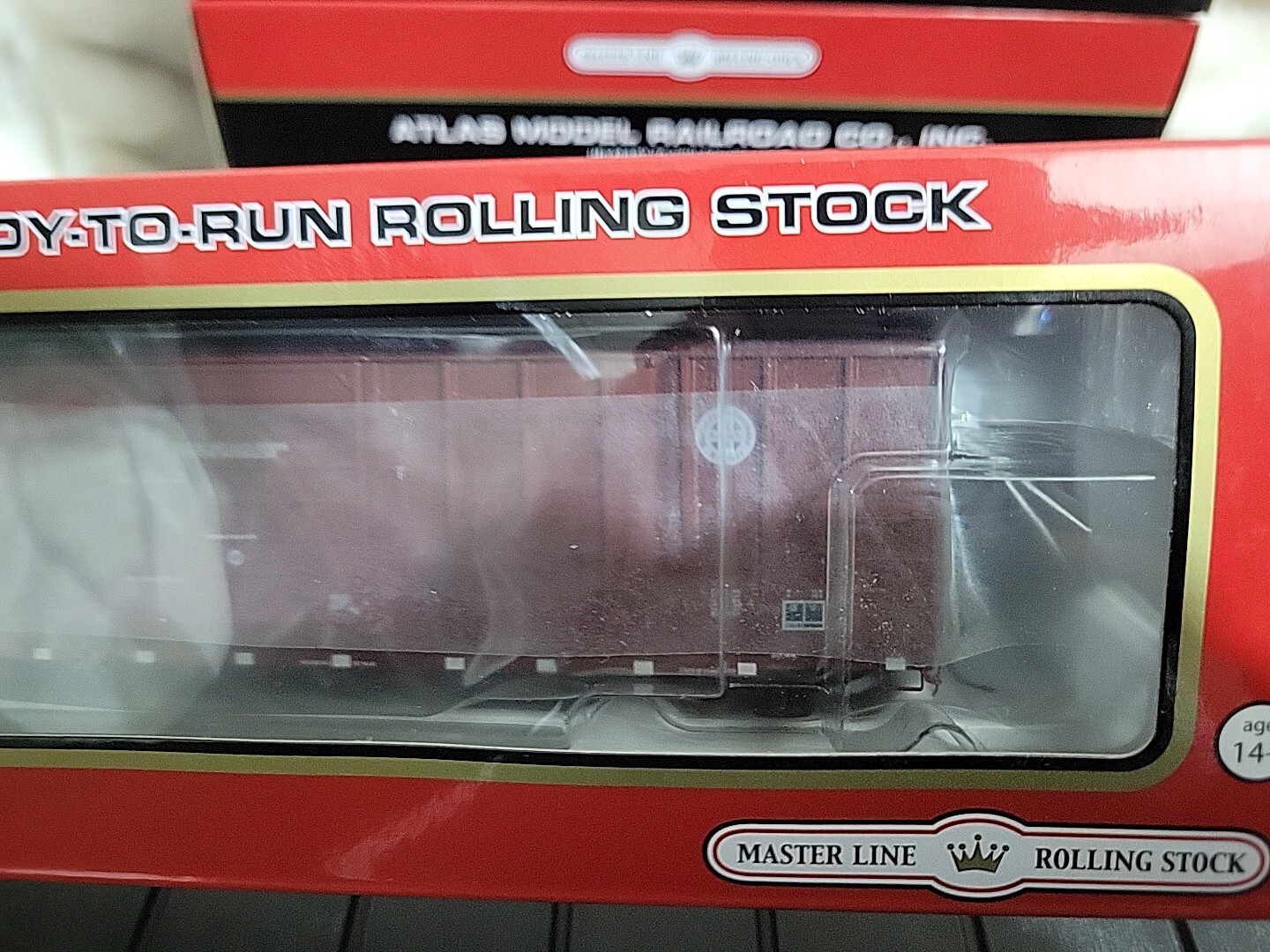 Atlas HO FMC 5077 SD Box Car (Early) BNSF #725684 Item #20006203