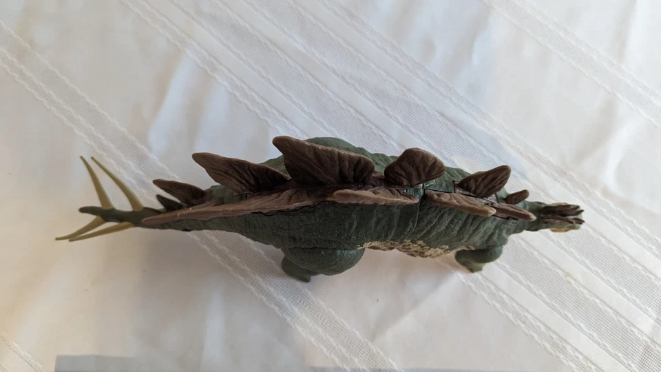 Jurassic World Camp Cretácico Dino Escape STEGOSAURIO Mega Destructores Dinosaurio Foto 2 de 4