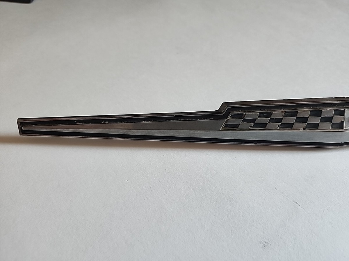 1962 1963 1964 60's Vintage Pontiac Bonneville Fender Emblem Badge