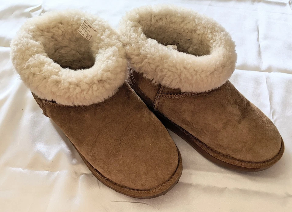 Emu Australia Stinger 迷你女式羊毛衬里羊皮踝靴 8 码美国  — 第 2/4 张图片