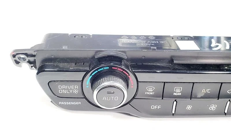 Temperature AC Control 97250G5350 OEM 2017 2018 Kia Niro - Image 3 of 4