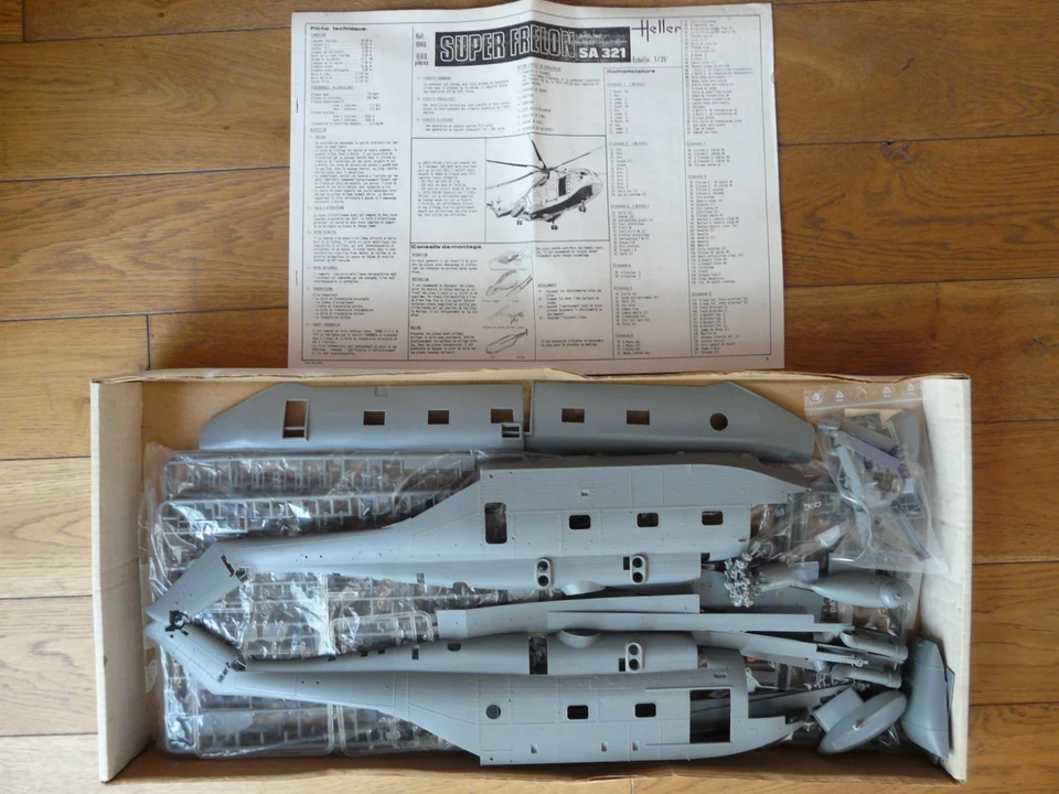 Maquette Hélicoptère 1/35 HELLER Ref 1040 Super Frelon SA 321 et son commando - Photo 2/2
