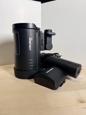 Profoto B10 Off Camera Flash and Continuous Light - comes with one battery