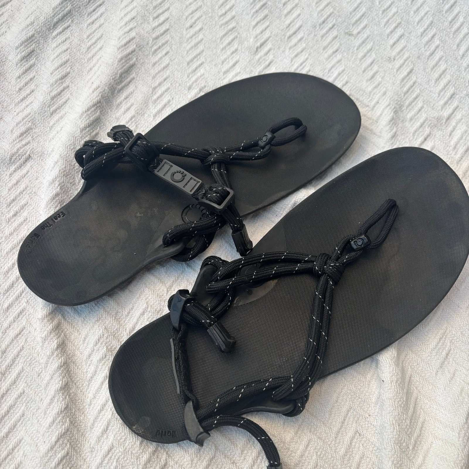 Black Xero Genesis Barefoot Sandals