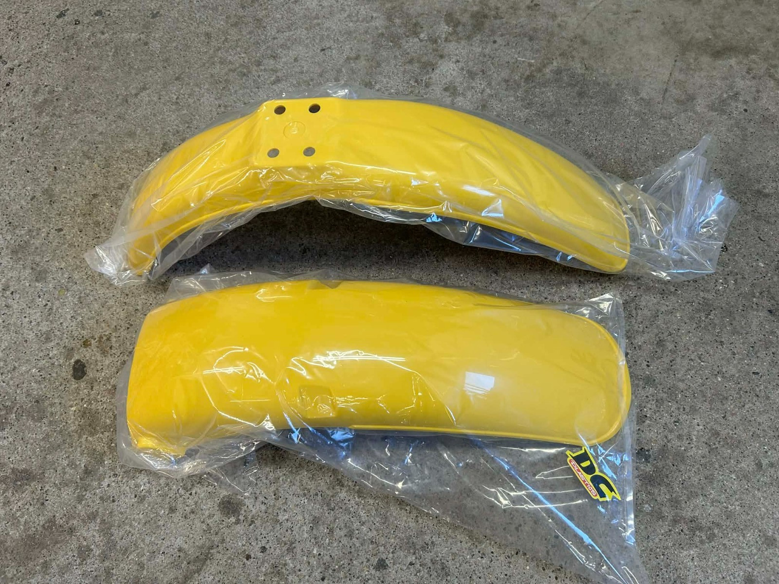 1976 1977 Suzuki RM 100 125 250 370 Front & Rear Fender Set Mud Guards