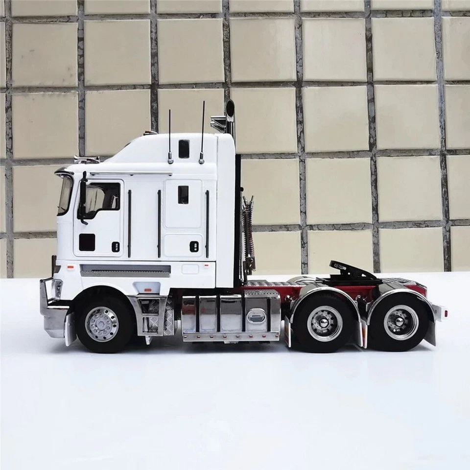 1/32 Kenworth K200 Prime Mover Truck White Diecast Car Model - Image 3 of 4