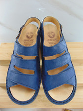 HAUER MADE IN AUSTRIA NAVY BLUE LEATHER ADJUSTABLE STRAP EURO 35 M FANTASTIC
