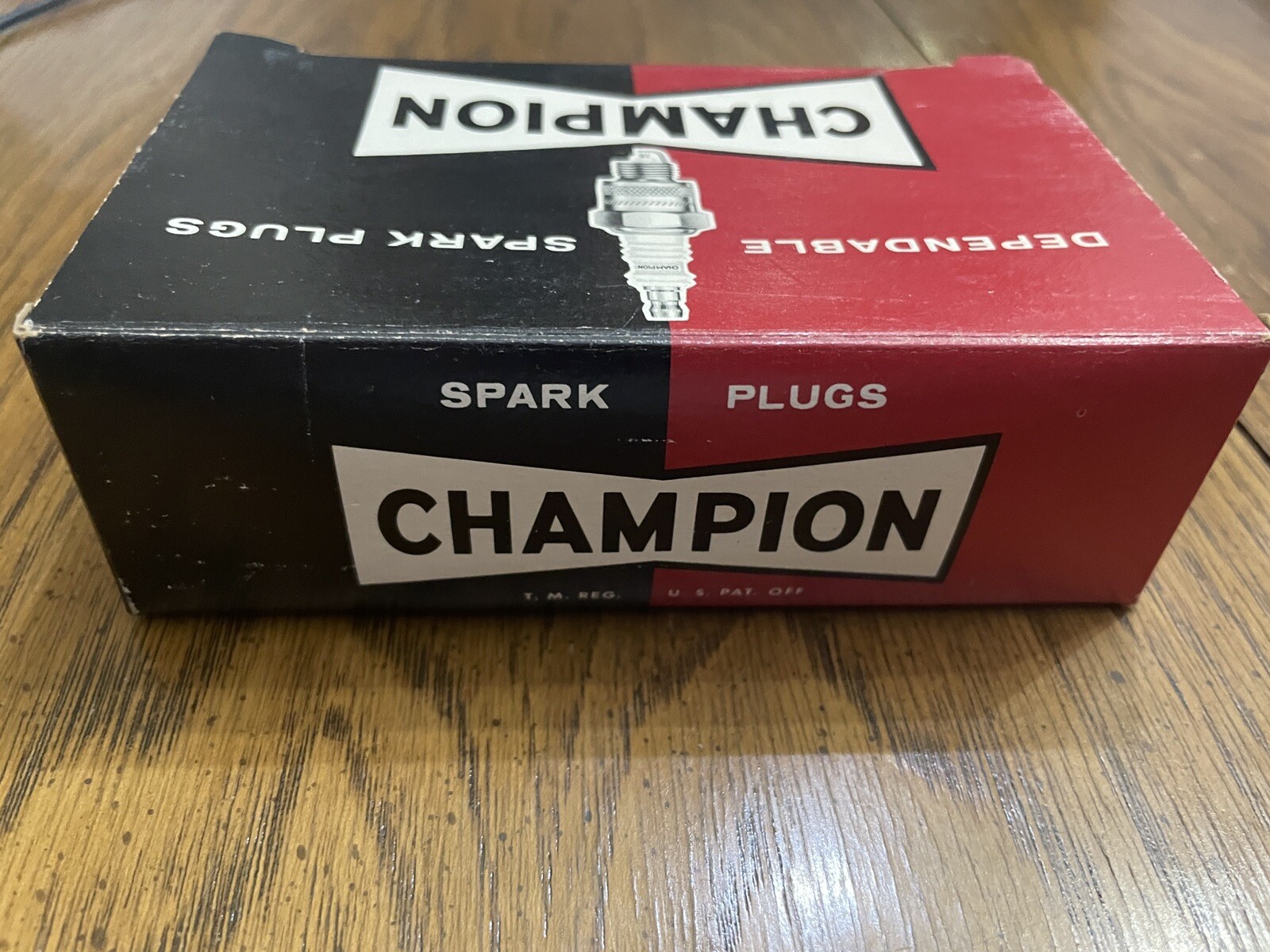 L-6G Gold Palladium NOS Spark Plugs 4 Champion Vintage Snowmobile Cycle L6G
