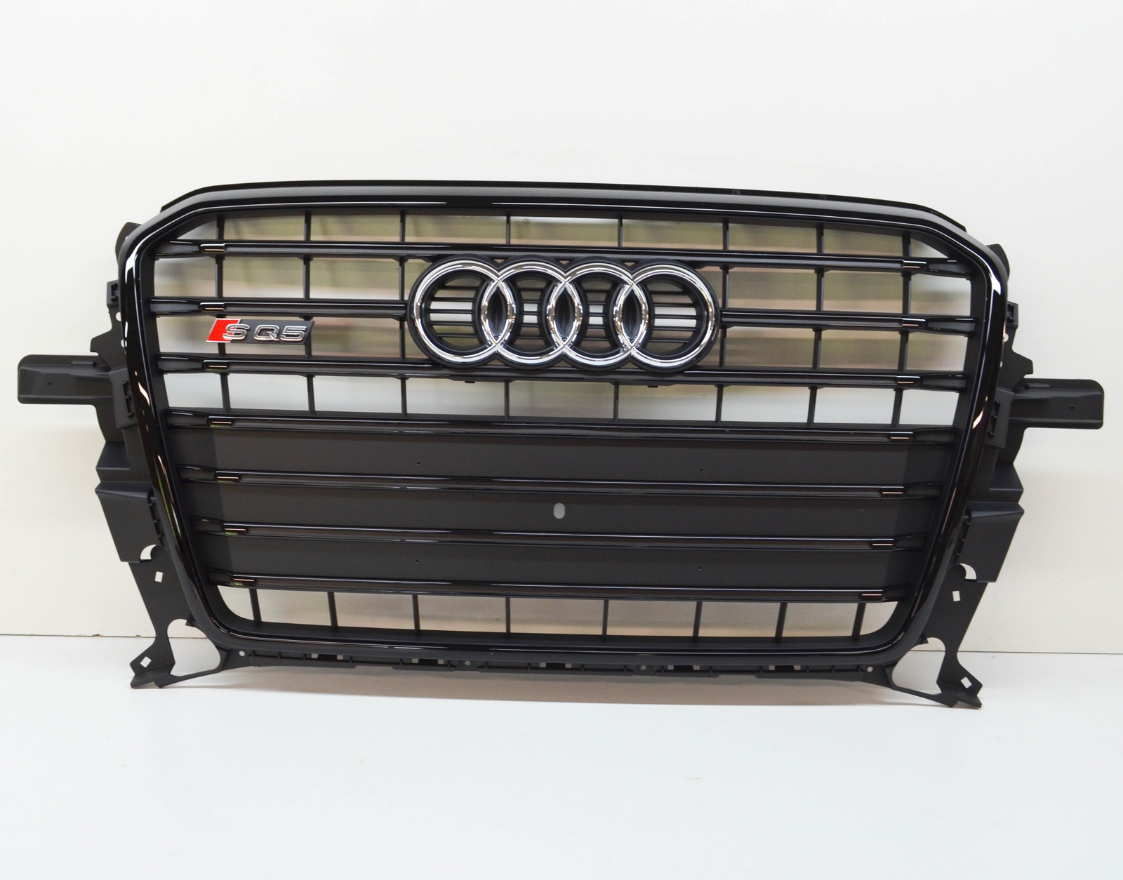 Genuine AUDI SQ5 Front Bumper Center Radiator Grill 8R0853651AJCKA