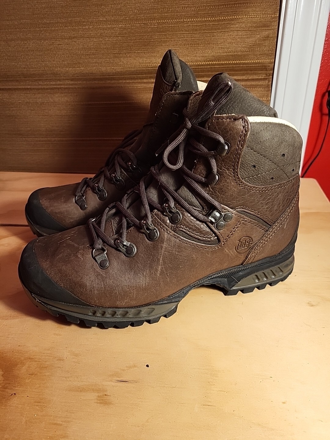 Hanwag Women's BUNION Leather Waterproof Goretex Vibram Hiking