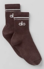 Alo Yoga Unisex Half-Crew Throwback Socks Espresso/White Size M New Sealed
