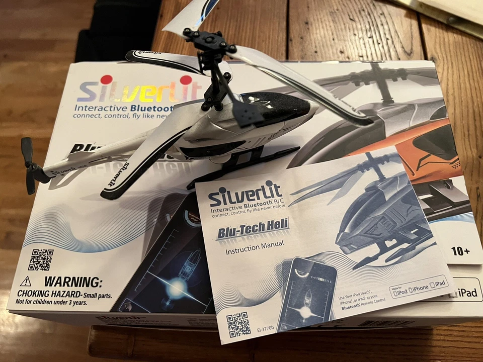 Silverlit Interactive Bluetooth RC Blu Tech Heli With USB Recharge Cable - Image 2 of 3