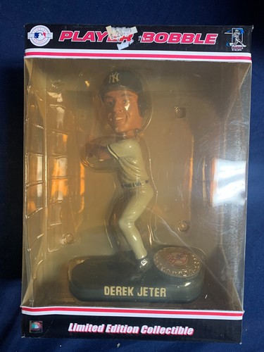DEREK JETER Forever Collectibles Limited Edition Bobblehead New York Yankees - 第 2/6 張圖片