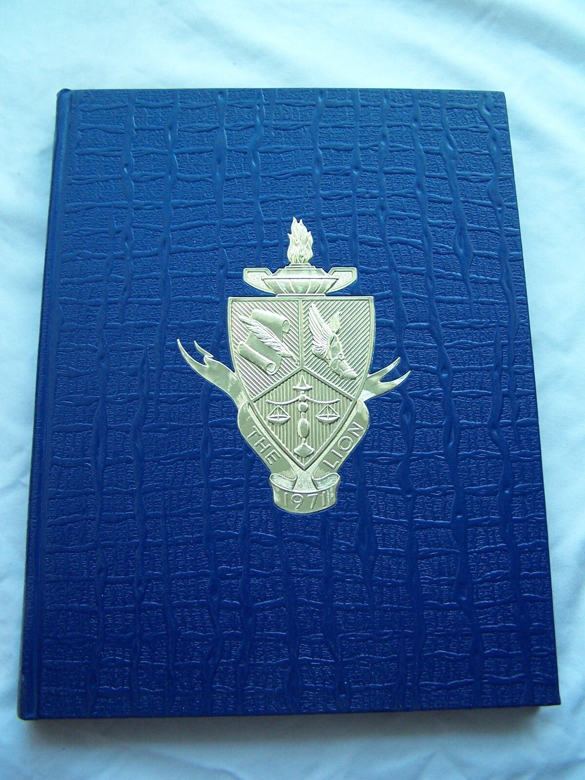 1971 LINDEN HIGH SCHOOL YEARBOOK LINDEN, CALIFORNIA THE LION eBay