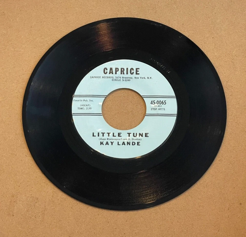 KAY LANDE THERE'S A BIG SHIP SAILING/LITTLE TUNE CAPRICE 45 0065 - Image 2 of 2