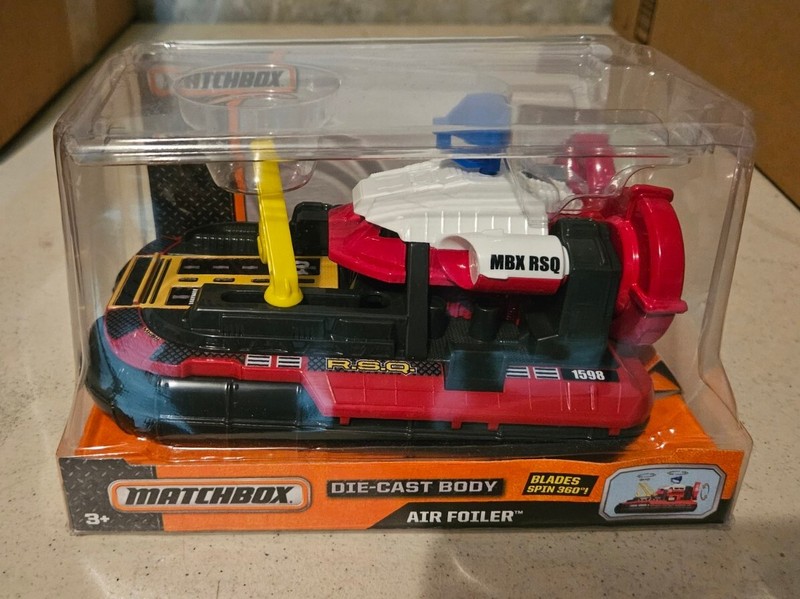 Matchbox Air Foiler, Blades Spin 360 degrees 1:24 Die Cast Body NISB 2015