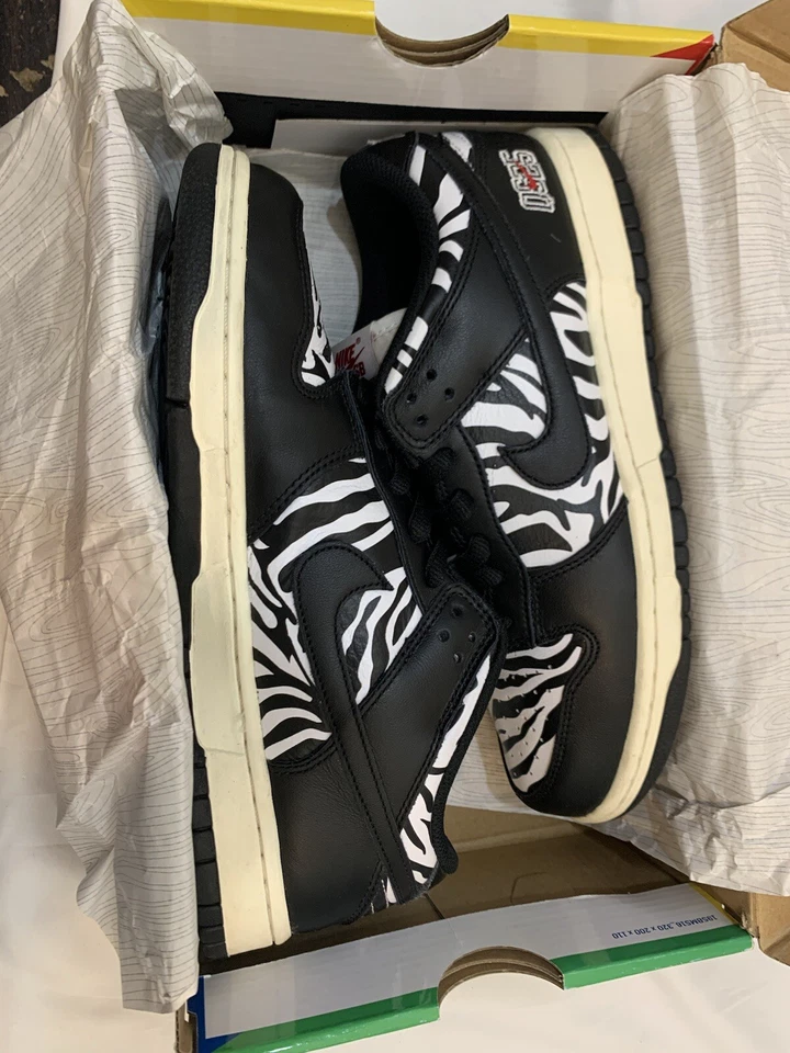 Nike Quartersnacks x Dunk SB Low Little Debbie’s Zebra Cakes Size 8.5 Used - Image 2 of 4