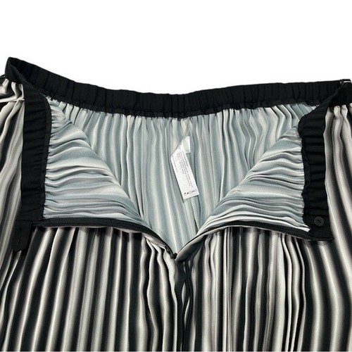 NWT Eileen Fisher Pleated Ombré Skirt size Large in Black/White - Picture 6 of 8