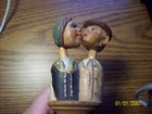 MECHANICAL LEVER GERMAN HAND CARVED WINE CORK STOPPER. COUPLE KISSING — photo 2
