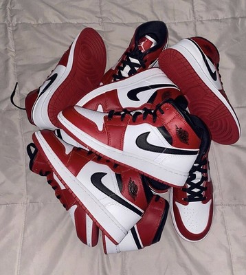 air jordan 1 mid gs chicago white toe