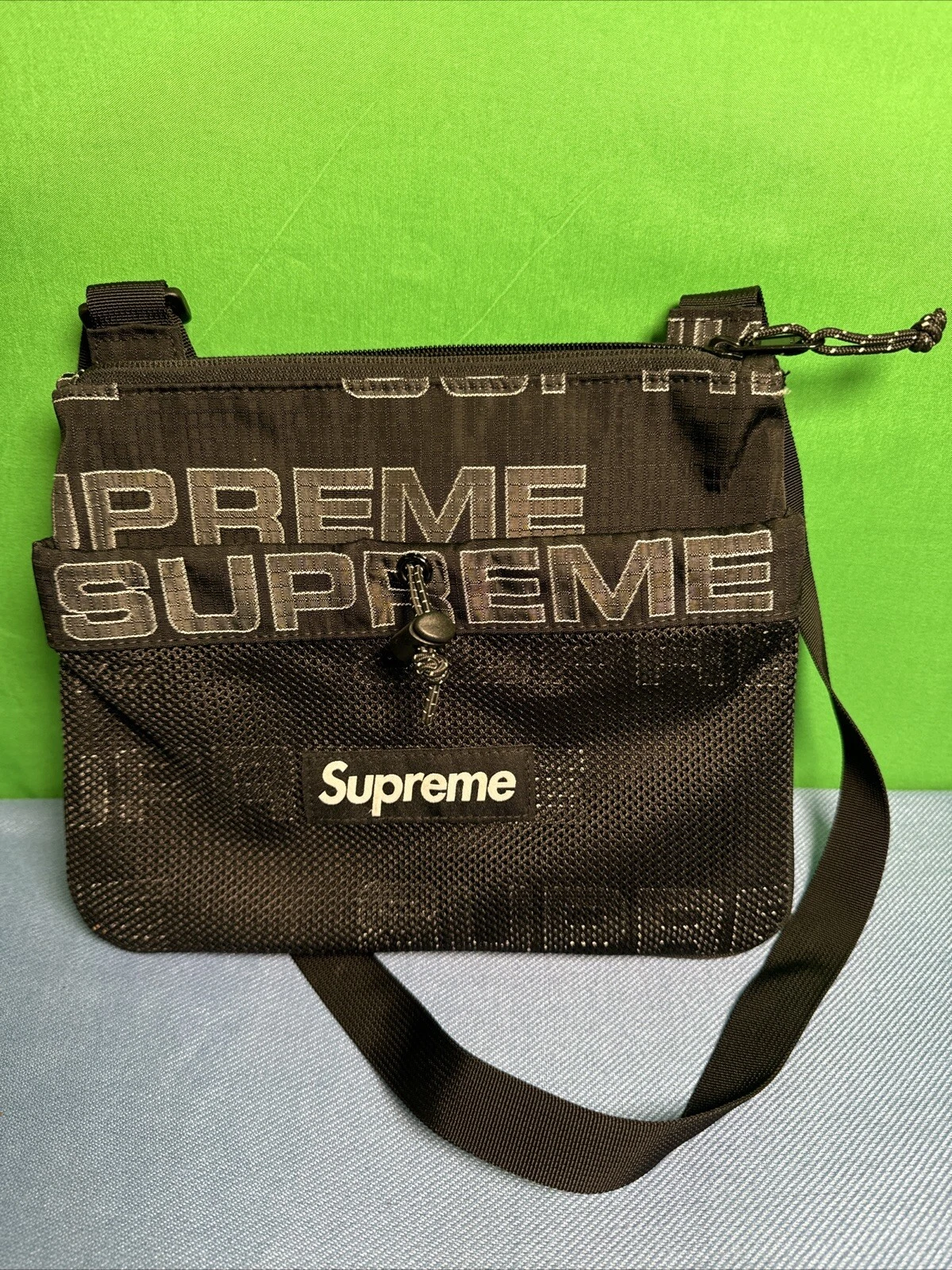 Supreme   Sac latéral 2021   Noir