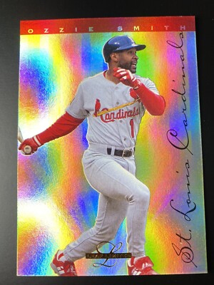 PRISM FOIL ** 1995 Leaf Limited #62 OZZIE SMITH Cardinals Baseball Card! Vintage